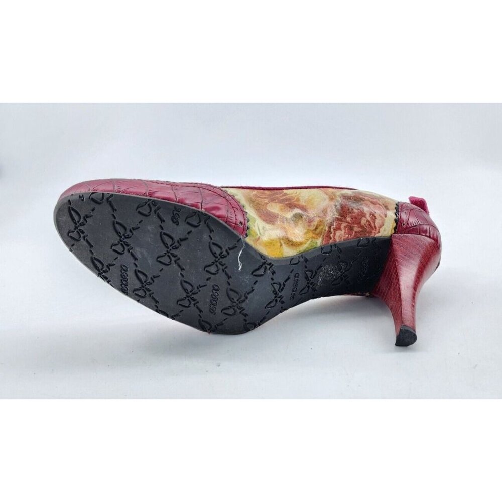 XOXO Women's Y2K Leather Cap Toe Floral Pump Heels Girly Soft Romantic Size 10 - Picture 10 of 13